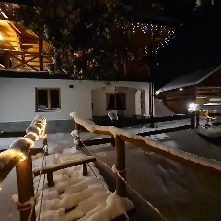 Dağ evi Goralski Nad Czorsztynem -