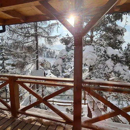Góralski Nad Czorsztynem - Domek alpejski Kluszkowce